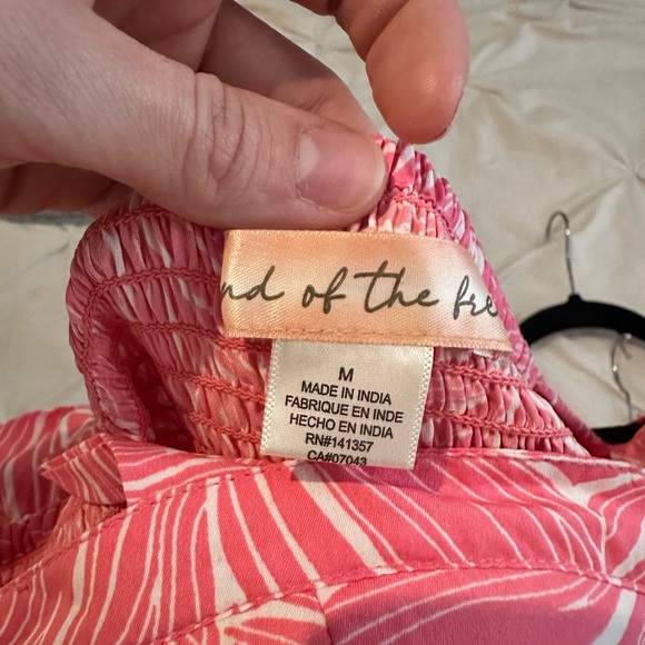 Beautiful romantic dress - Picture 3 of 4